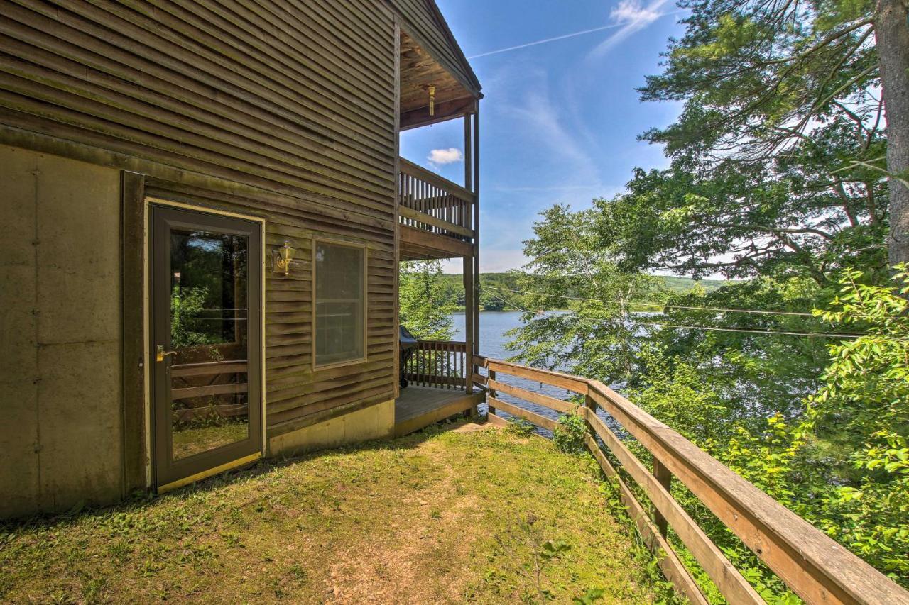 Waterfront New England House On Wickaboag Lake! West Brookfield Exteriör bild
